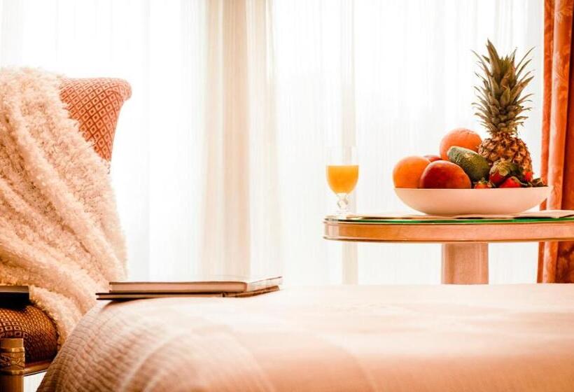 家庭套房, Panorama