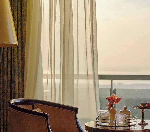 带海景的行政套房, Panorama