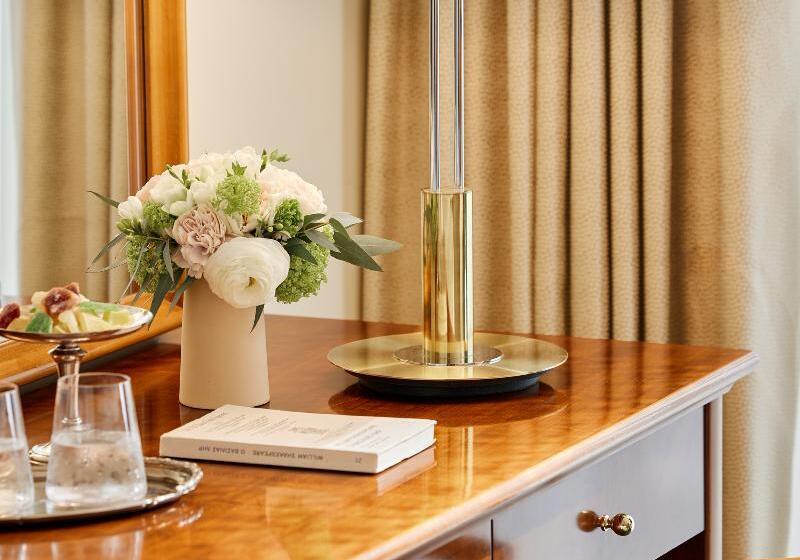 高级单人间, Panorama