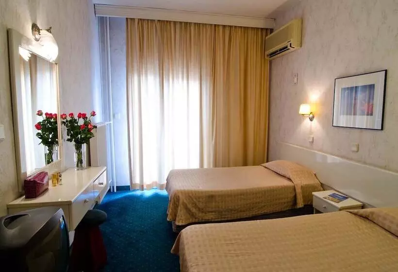 اتاق استاندارد یک نفره, Vergina