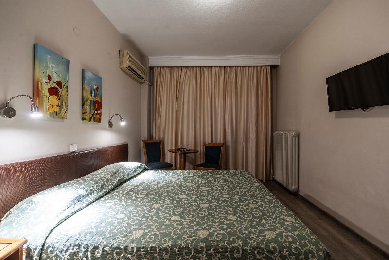 اتاق خانوادگی با تختخواب سفری, Vergina