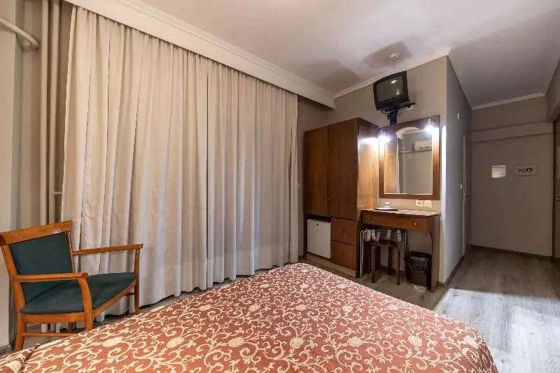اتاق استاندارد یک نفره, Vergina