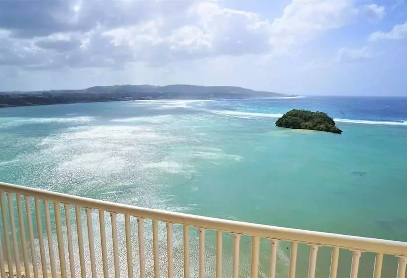 اتاق استاندارد با چشم‌انداز دریا, Hoshino Resorts Risonare Guam