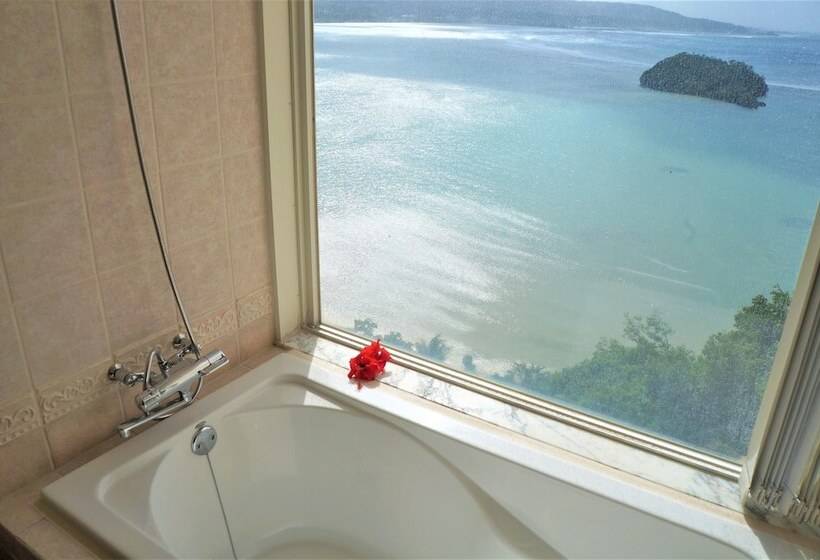 Номер Стандарт Вид на Море, Hoshino Resorts Risonare Guam