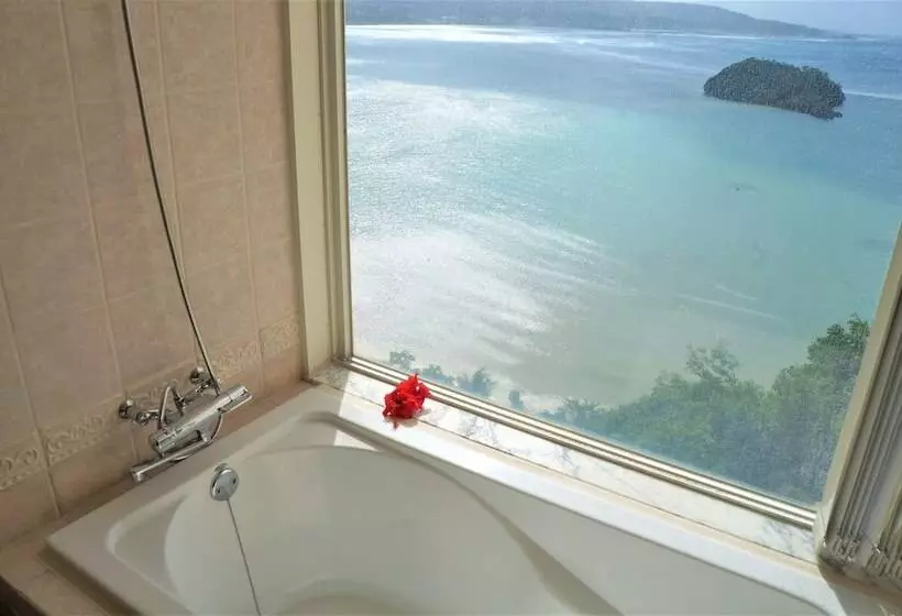 اتاق لوکس, Hoshino Resorts Risonare Guam