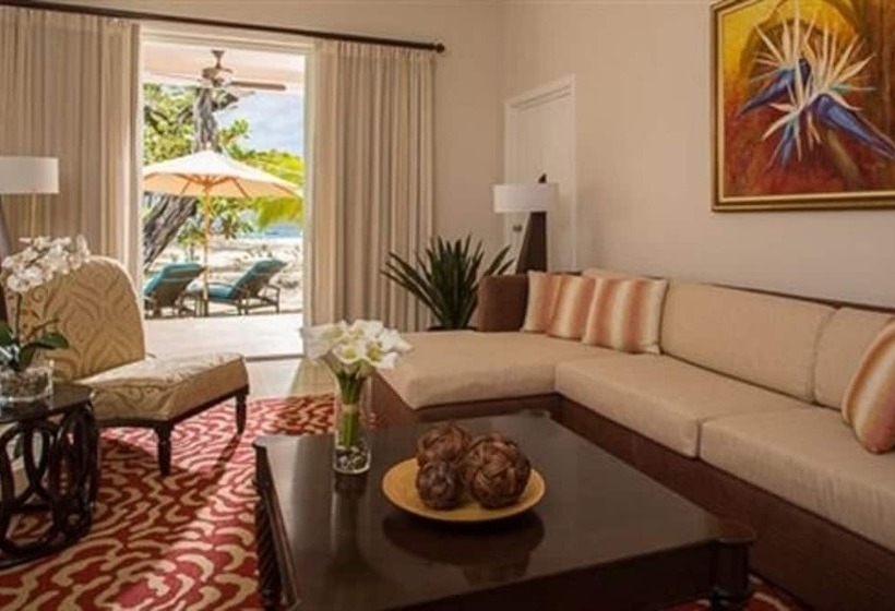 سوییت, Spice Island Beach Resort All Inclusive