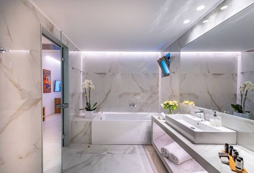 デラックススイート, High Beach White  Adults Only