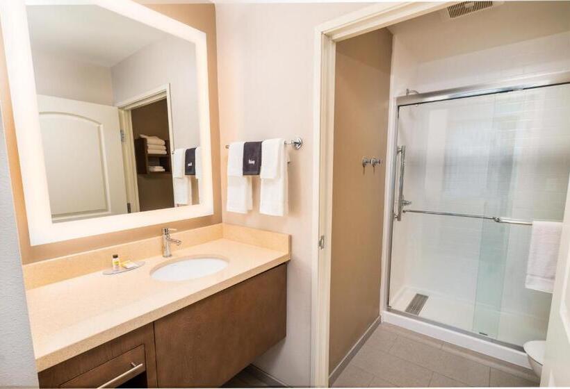 适合残疾人士使用的套间, Staybridge Suites Coeur D Alene, An Ihg