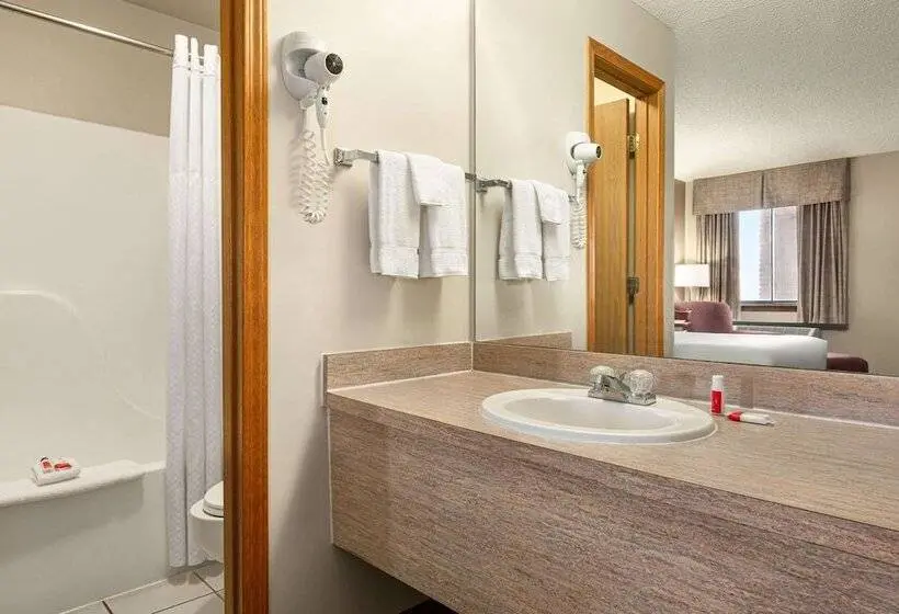 ２ダブルベッドのスタンダードルーム, Travelodge By Wyndham Wellington Ks