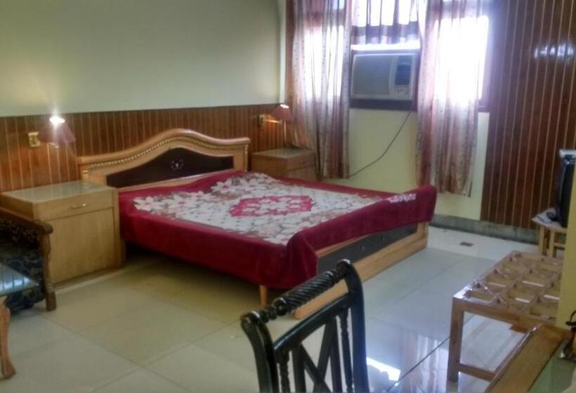 غرفة ديلوكس, Airlines