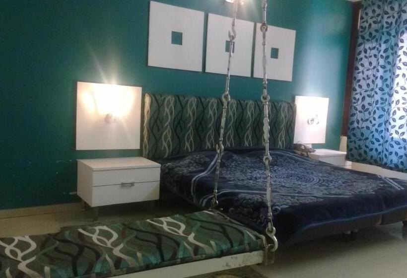 غرفة ديلوكس, Airlines