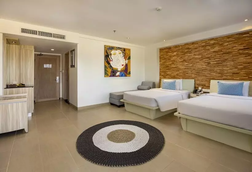 اتاق لوکس, Away Bali Legian Camakila Resort