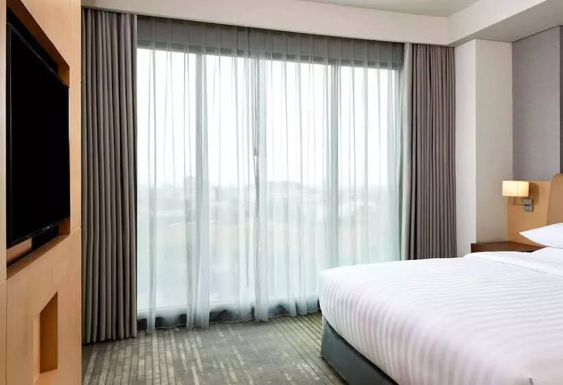 Premium Süit, Courtyard By Marriott Bandung Dago