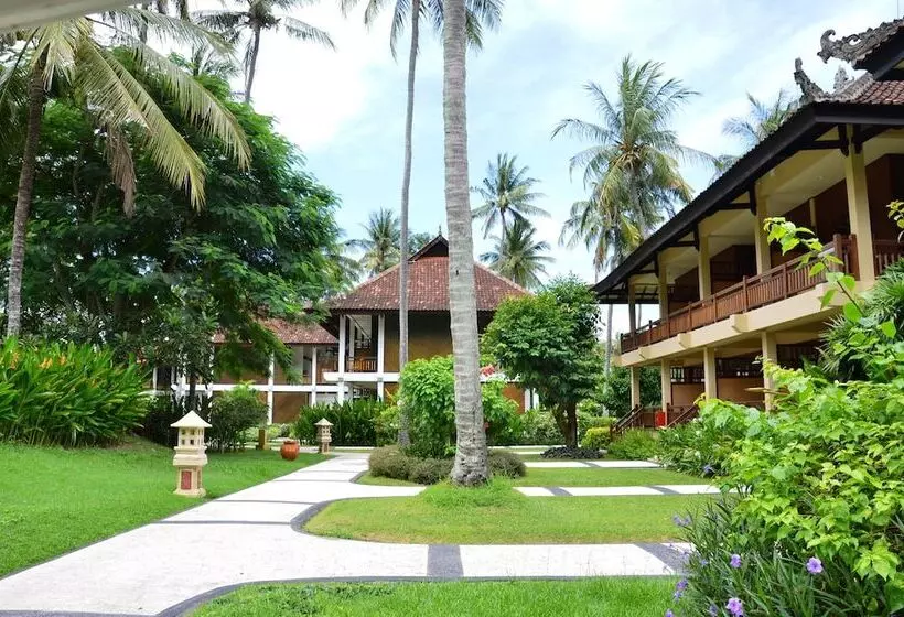اتاق سوپریور با چشم‌انداز باغ, Merumatta Senggigi Lombok