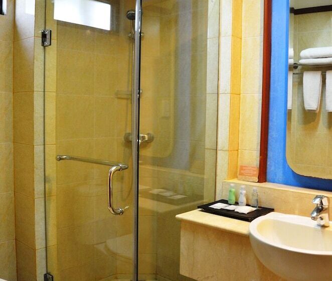 غرفة ديلوكس مطلّة علي البحر, Merumatta Senggigi Lombok