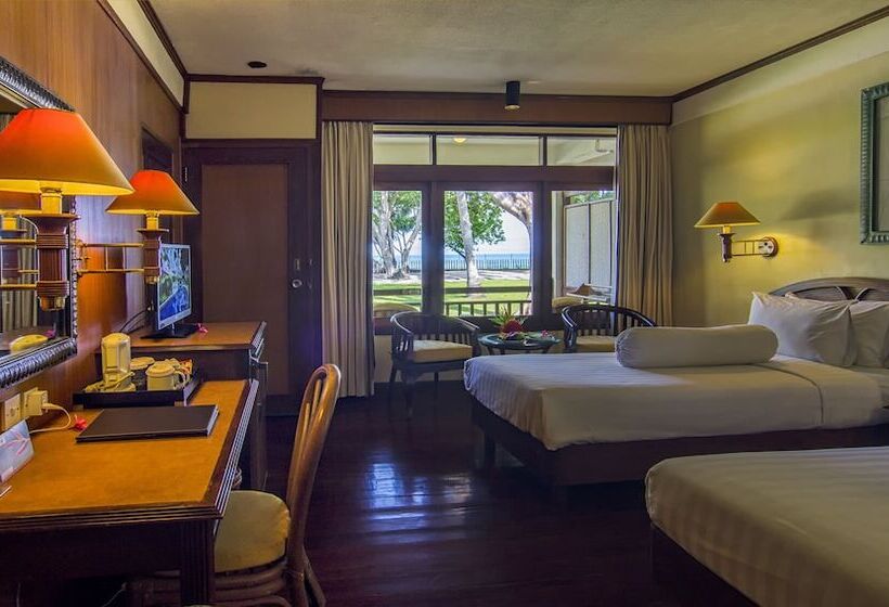 غرفة ديلوكس مطلّة علي البحر, Merumatta Senggigi Lombok