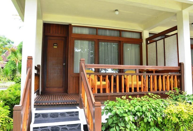 بنجلو قياسى مطل على البحر, Merumatta Senggigi Lombok