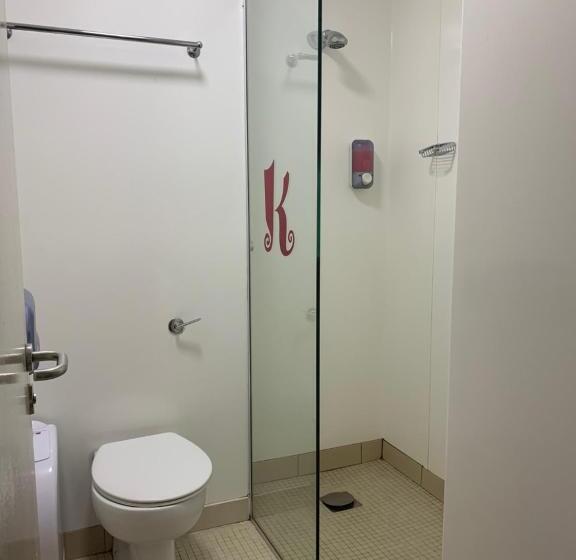 اتاق خانوادگی, Kinlay Hostel Eyre Square