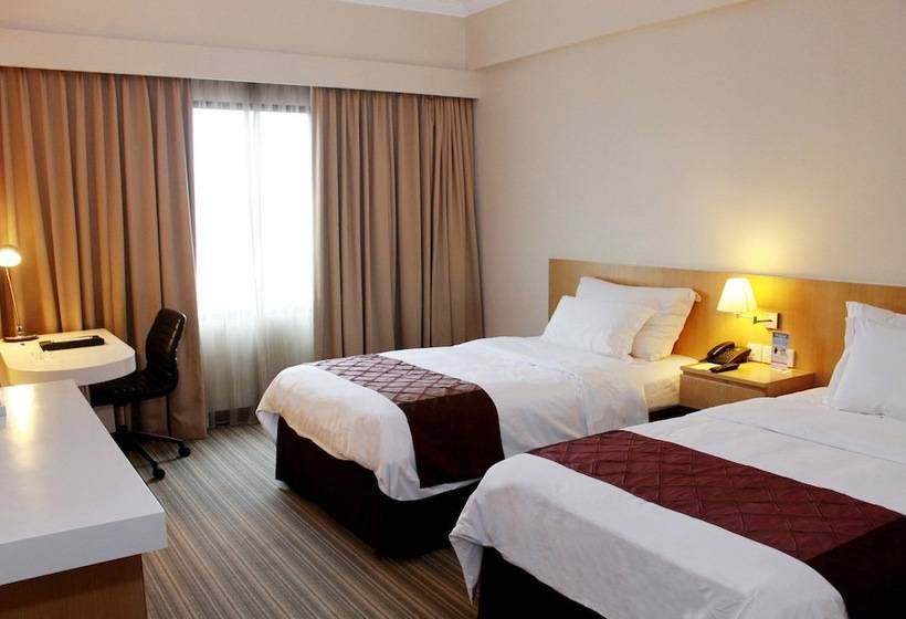 غرفة بيزنس, Le Grandeur Balikpapan