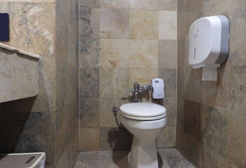 Номер Deluxe, Maxwell Hotel Jakarta