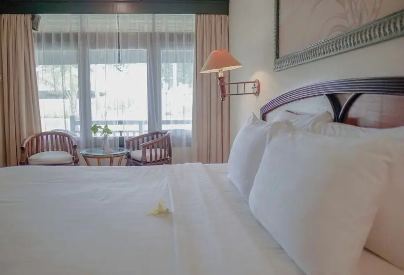 オーシャンビューのスタンダードバンガロー, Merumatta Senggigi Lombok