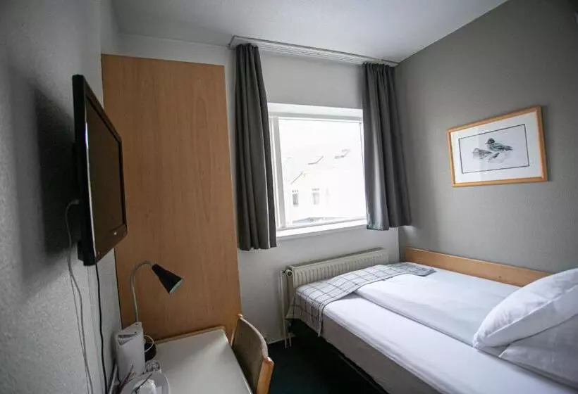 اتاق استاندارد یک نفره, Norðurland