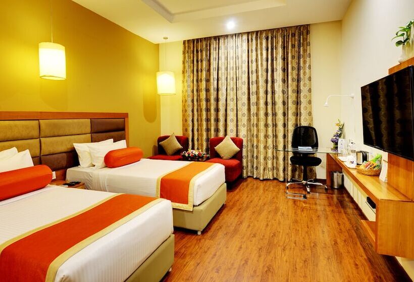 클럽 룸, Ramanashree Richmond