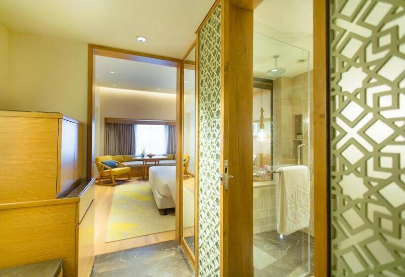 Номер Deluxe Кровать Кинг, Taj Fisherman’s Cove Resort & Spa, Chennai