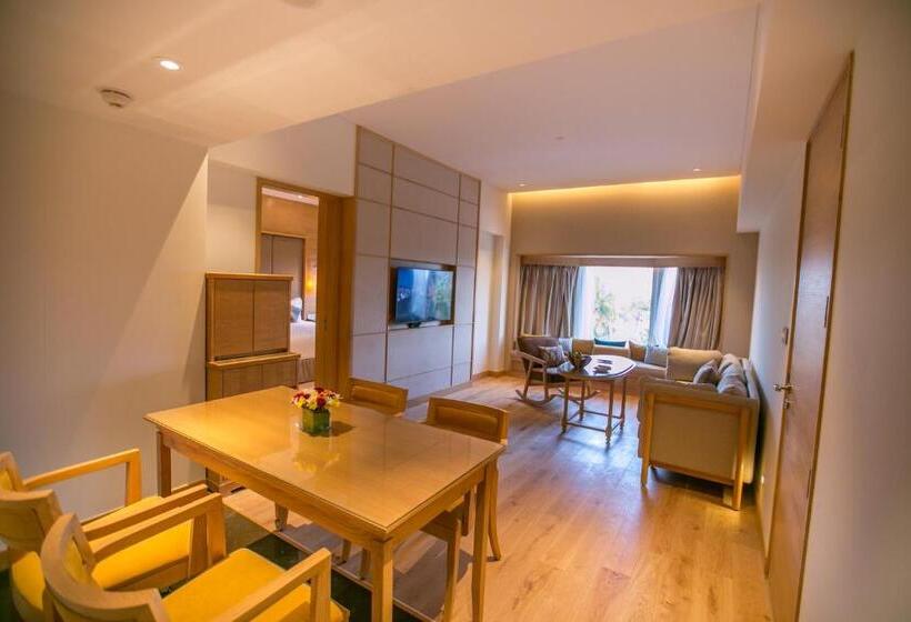 Deluxe Suite King Bed, Taj Fisherman’s Cove Resort & Spa, Chennai