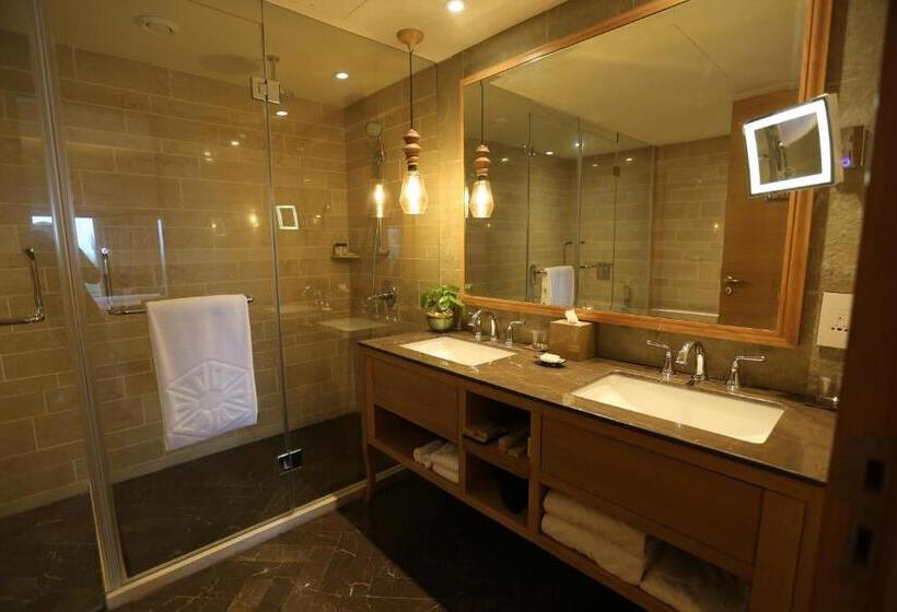 Люкс Deluxe Кровать Кинг, Taj Fisherman’s Cove Resort & Spa, Chennai