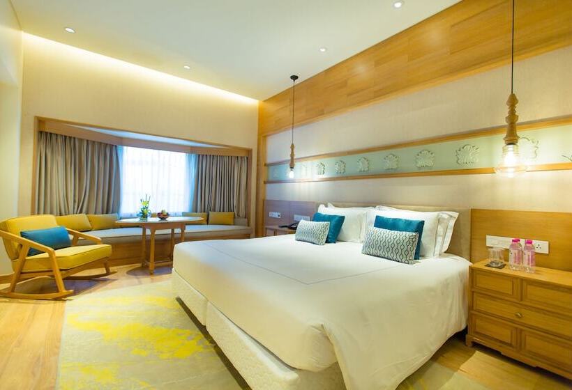 Номер Superior, Taj Fisherman’s Cove Resort & Spa, Chennai