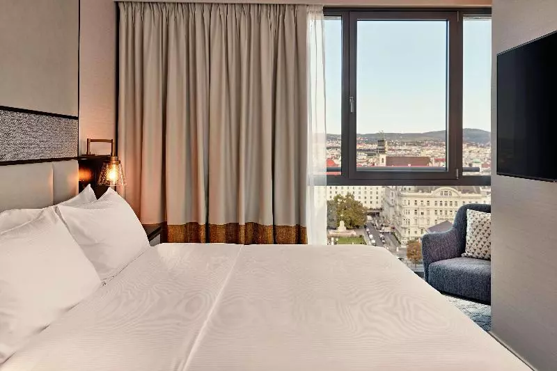 Quarto Superior Cama King, Novotel Bogor Golf Resort