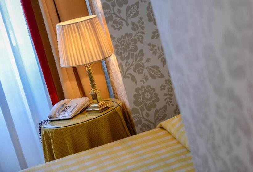 シングルデラックスルーム, Albergo Alla Posta