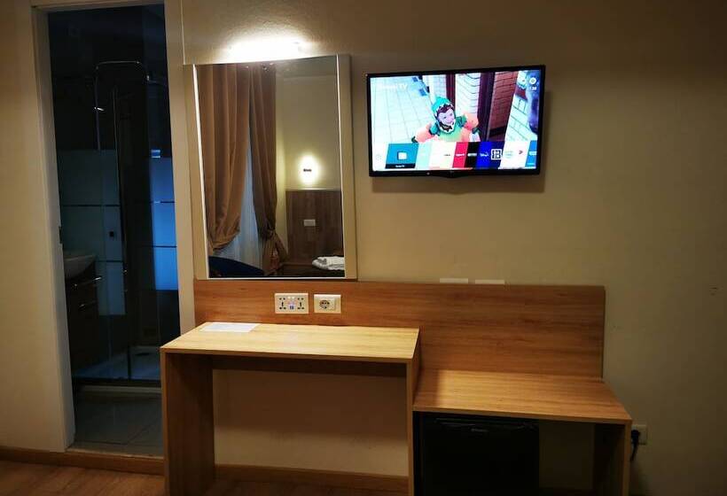 Háromágyas Standard Szoba, New Alexander