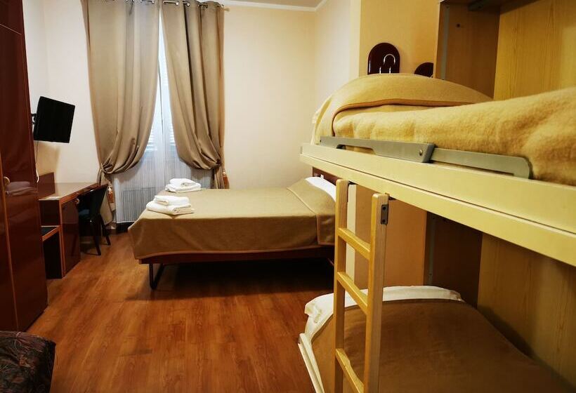 Négyágyas Standard Szoba, New Alexander