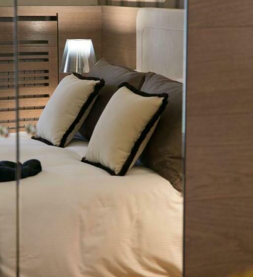 标准间, Ambra Cortina Luxury&fashion