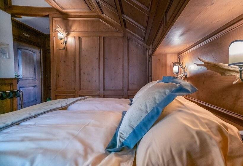 Номер Deluxe, Ambra Cortina Luxury&fashion
