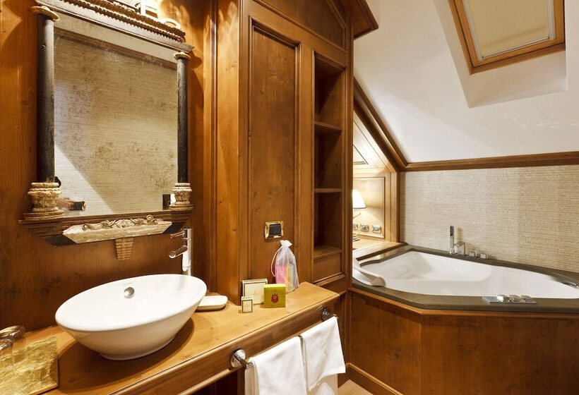 Люкс с гидромассажем, Ambra Cortina Luxury&fashion