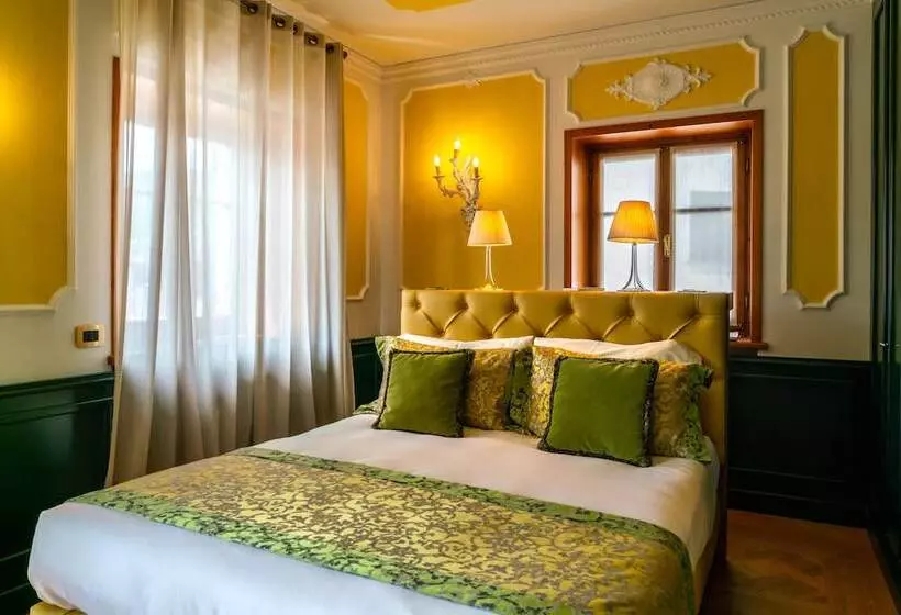 اتاق سوپریور, Ambra Cortina Luxury&fashion