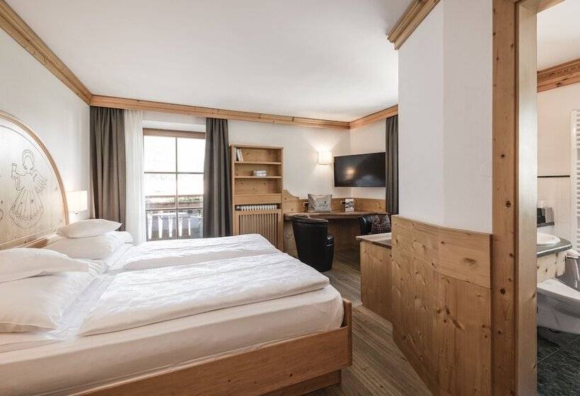 스탠다드 룸, Angelo Engel