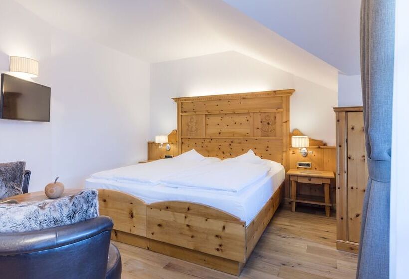 스탠다드 룸, Angelo Engel