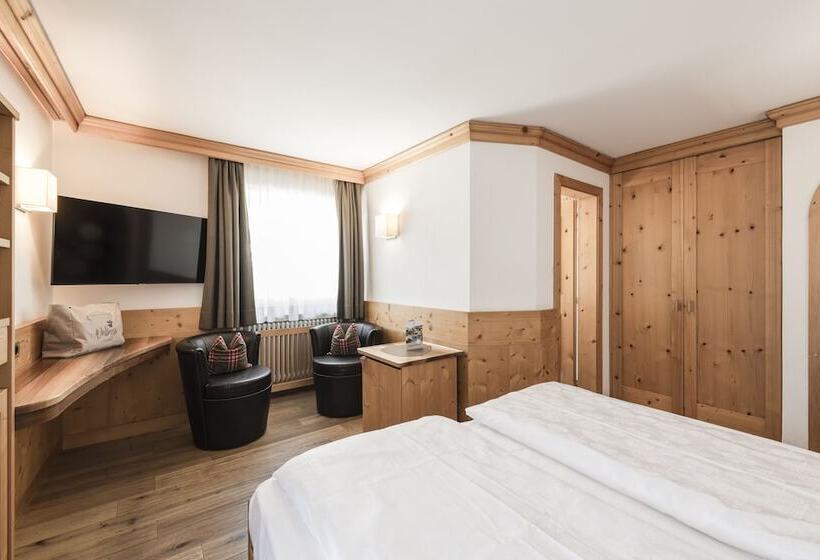 스탠다드 룸, Angelo Engel