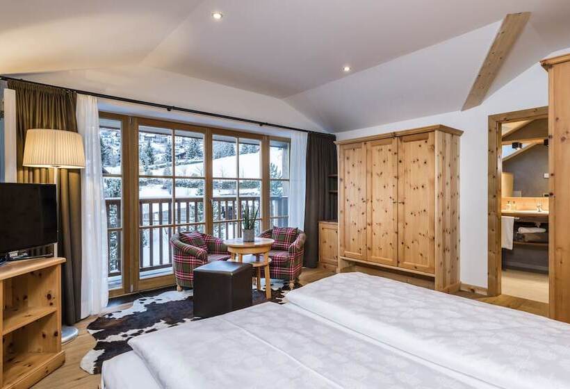 컴포트 룸, Angelo Engel