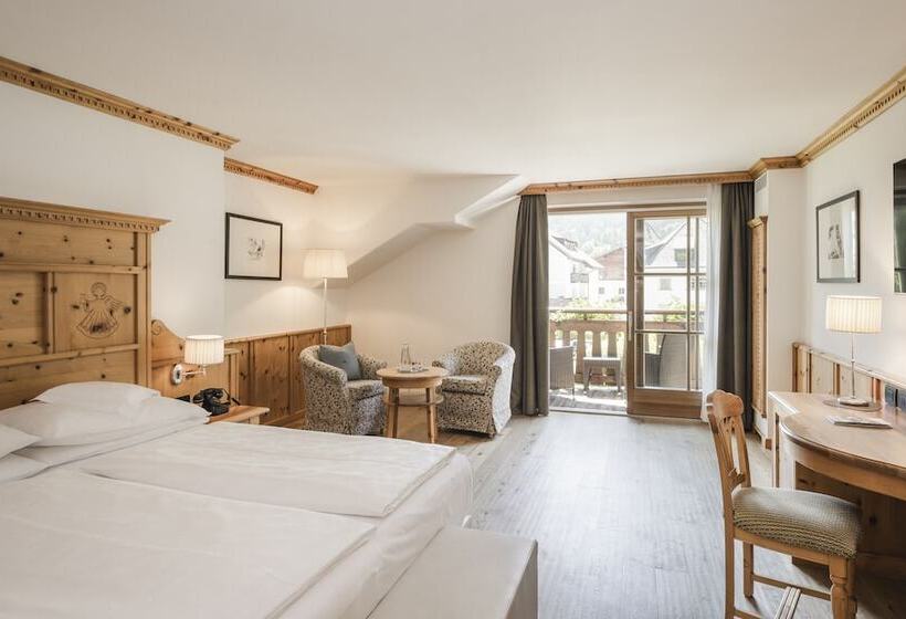 수피리어 룸, Angelo Engel