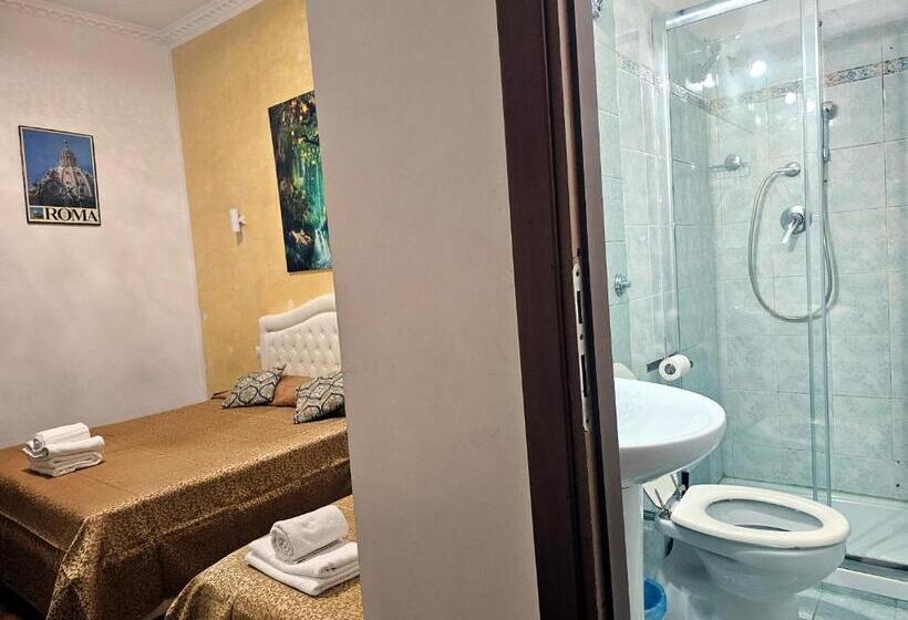 חדר סטנדרט לארבעה, Aquarium Termini