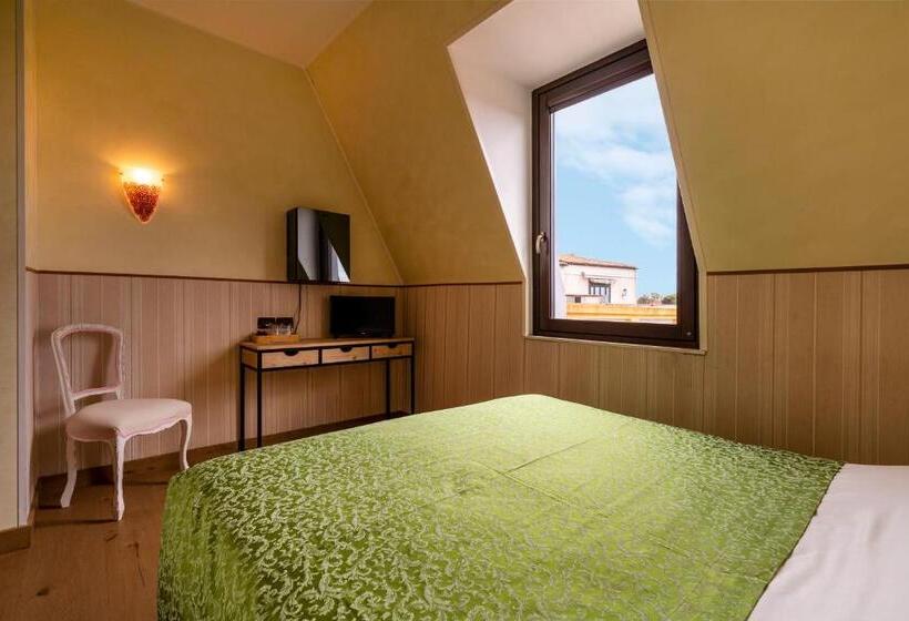 חדר סטנדרט, Atlanta Augustus