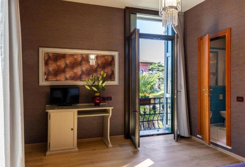 חדר סטנדרט, Atlanta Augustus