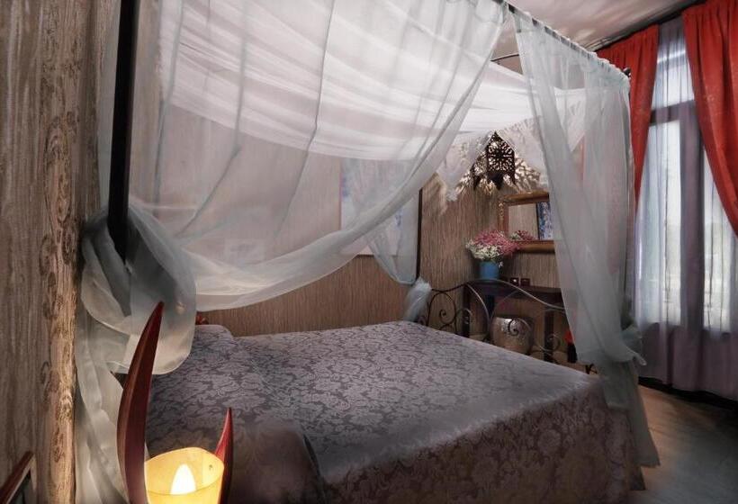 חדר דלוקס, Atlanta Augustus