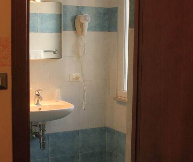 اتاق استاندارد سه نفره, Bellevue