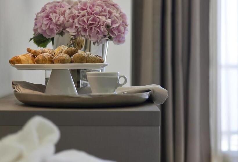 חדר סופריור, Boemia